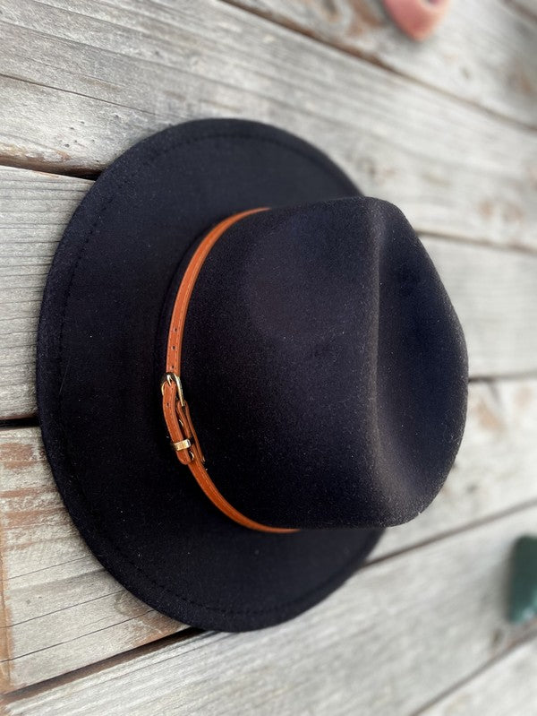 VEGAN FELT PANAMA WITH LEATHER BELT