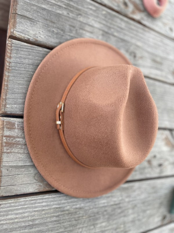 VEGAN FELT PANAMA WITH LEATHER BELT