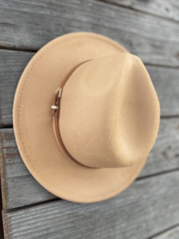 VEGAN FELT PANAMA WITH LEATHER BELT