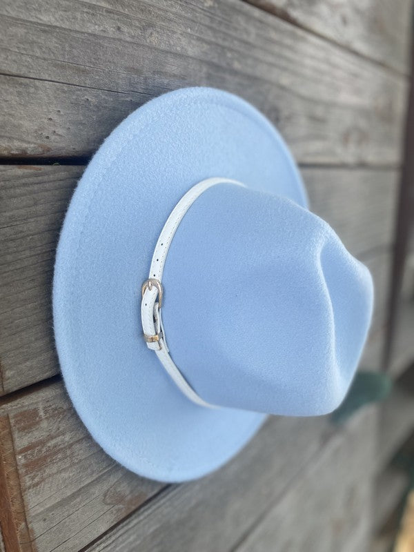 VEGAN FELT PANAMA WITH LEATHER BELT