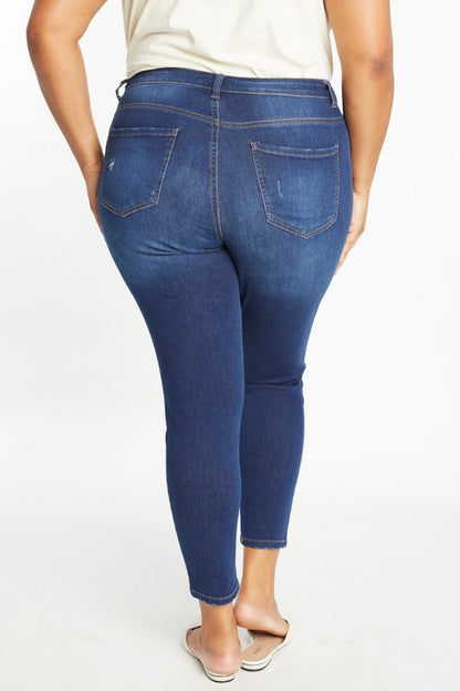 CURVY DESTRUCTED ANKLE SKINNY JEAN